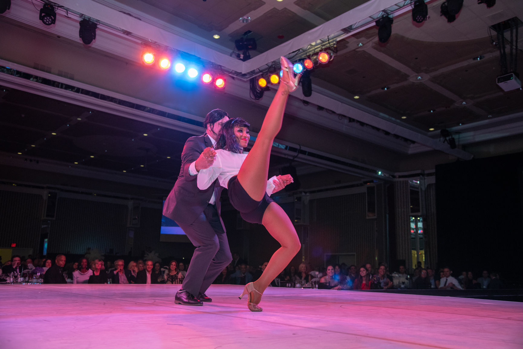 110318_acw_dancinggallery-317.jpg